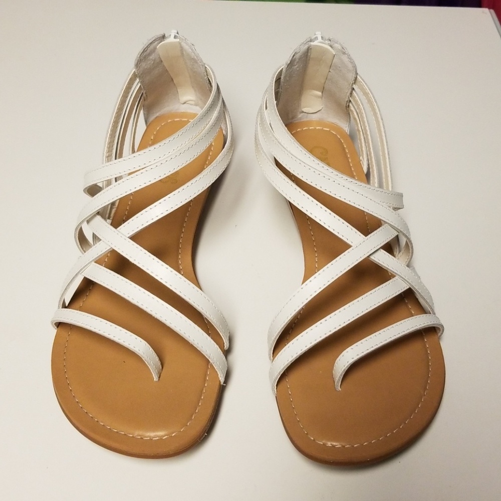 Carlo's white sandals